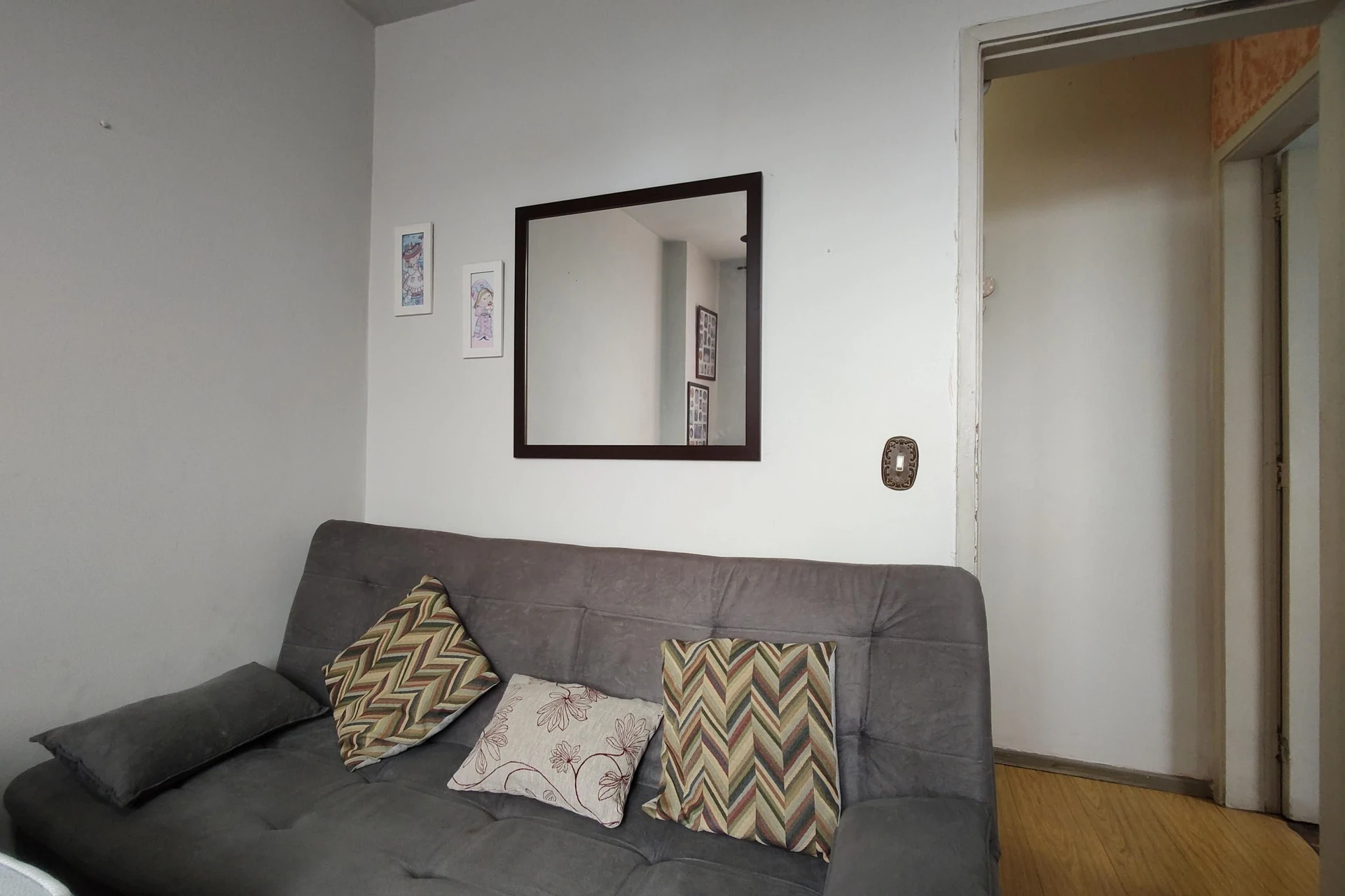 Furnished 2-bedroom apartment with a balcony — photo 48