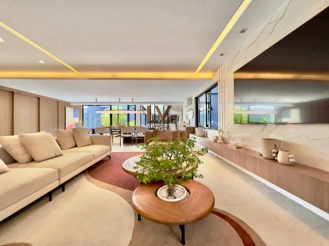 Furnished house with 800 m², 5 bedrooms and open-plan kitchen — photo 15