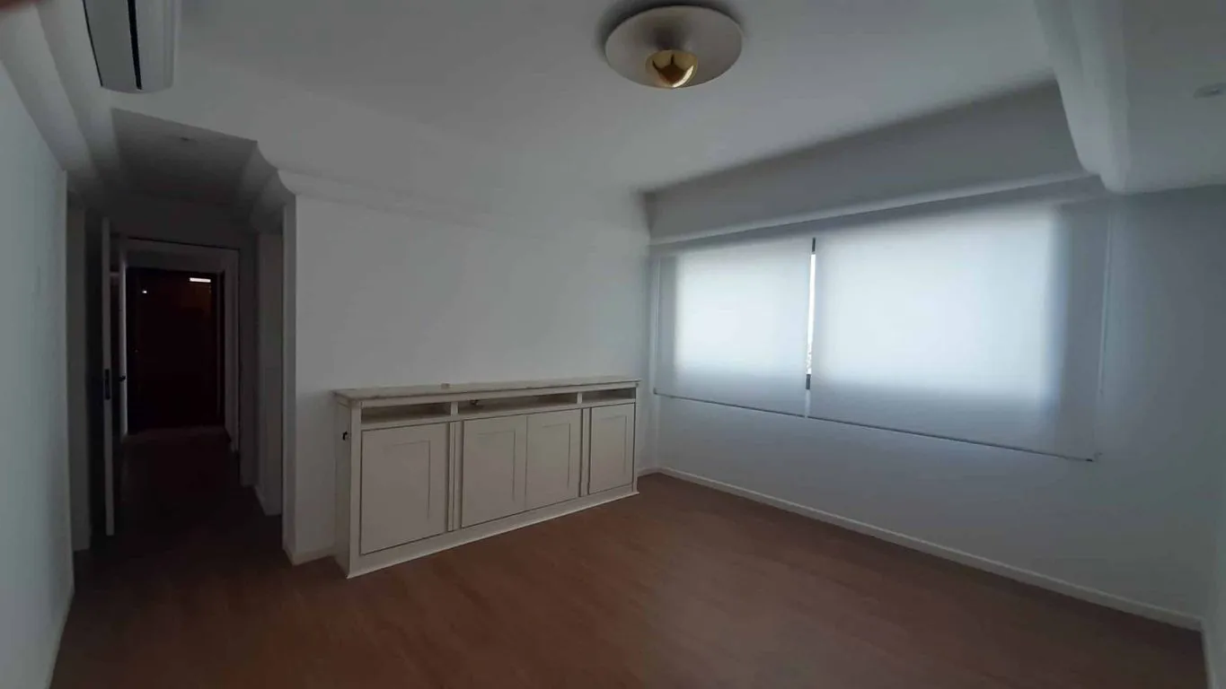 283 m² apartment with 4 bedrooms and 2 en-suites — photo 40