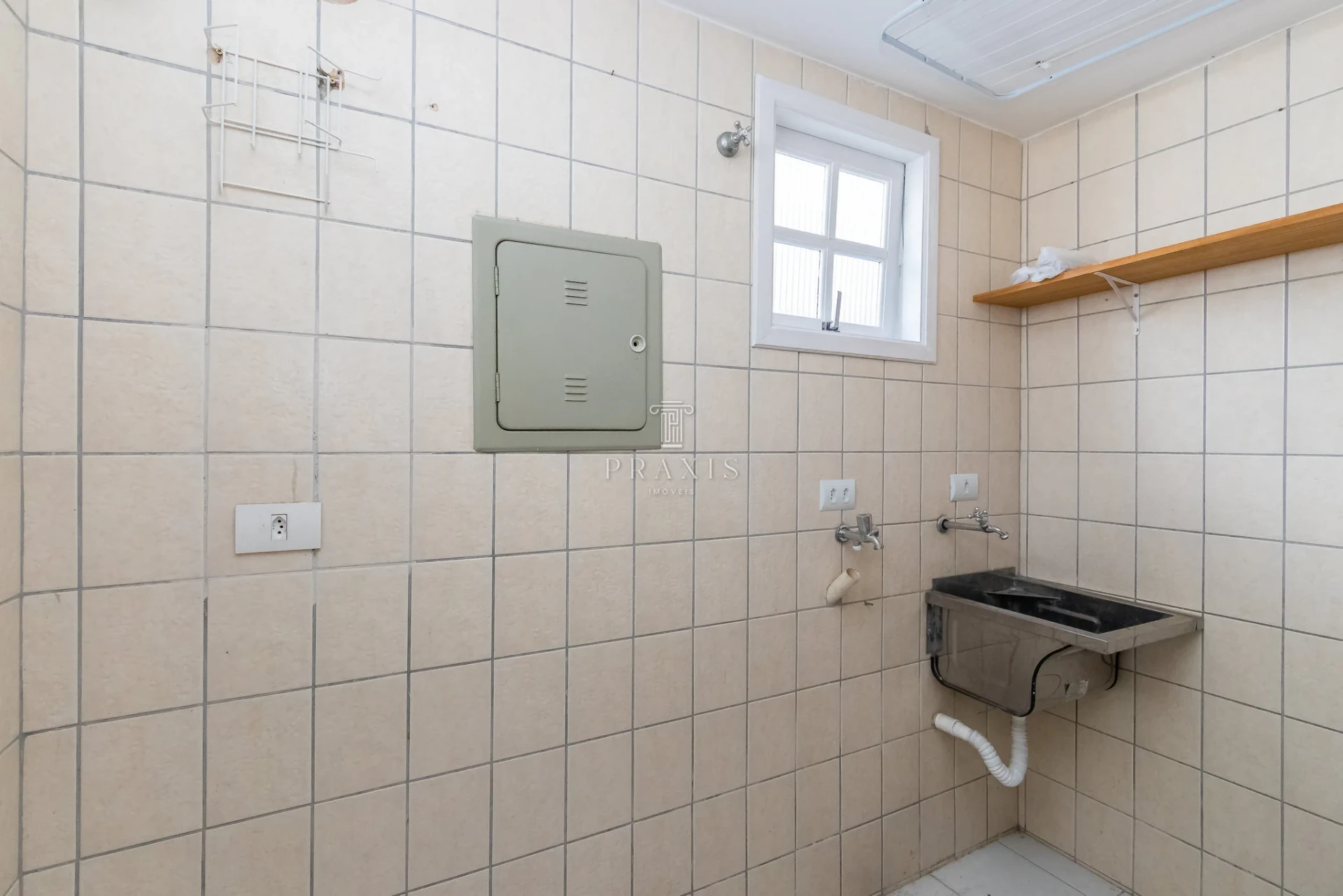 3-bedroom house with a bathtub — photo 21