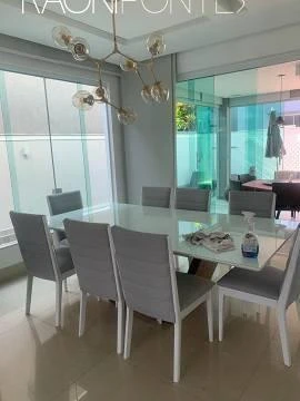 Condominium house with 3 en-suite bedrooms and 260 m² — photo 6