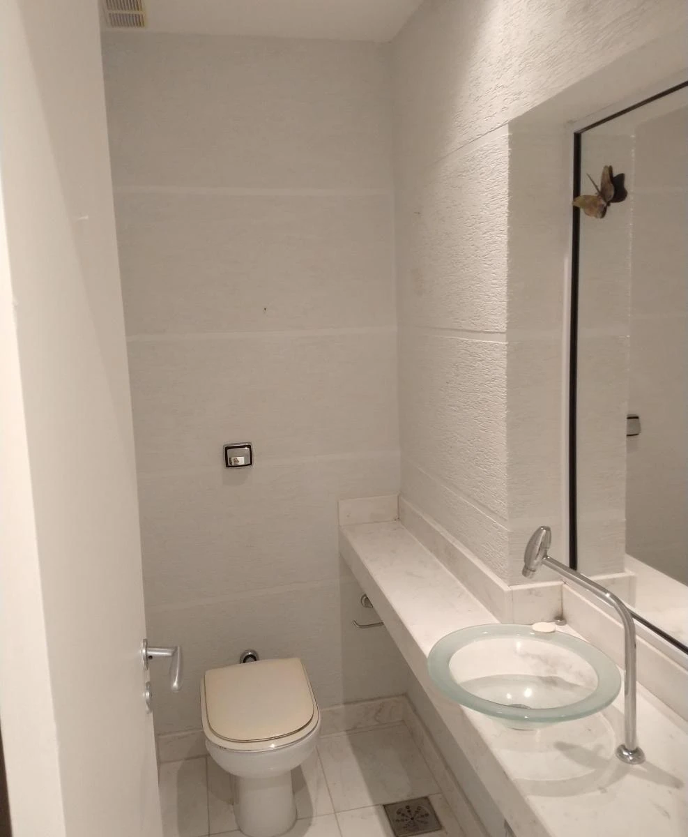 Casa mobiliada com 6 quartos e piscina aberta compartilhada — photo 35