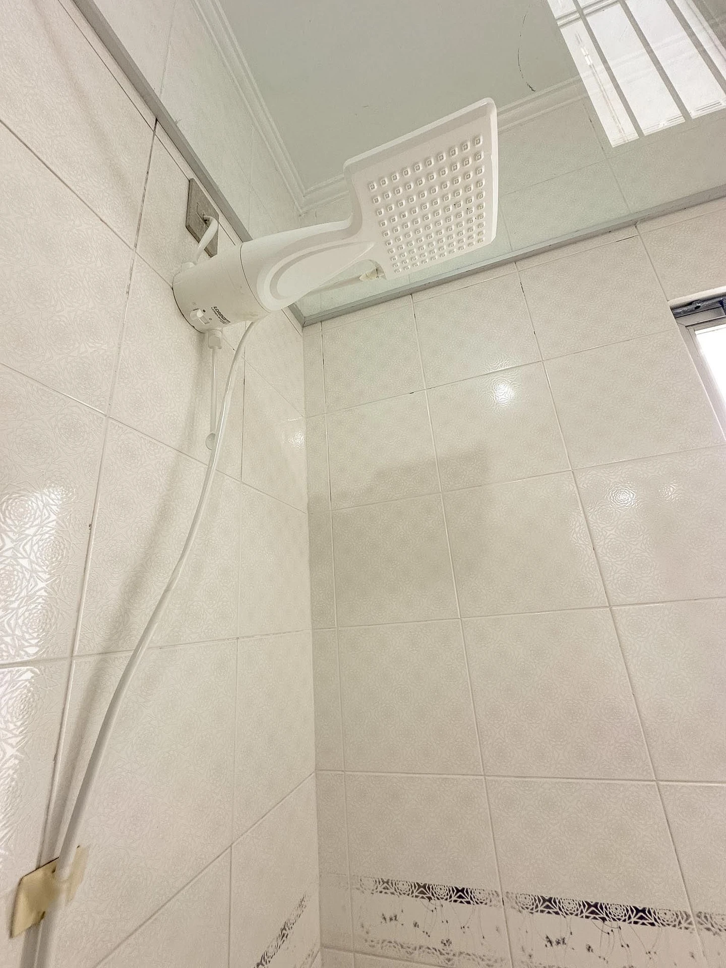 Furnished house, 250 m², with a bathtub — photo 68