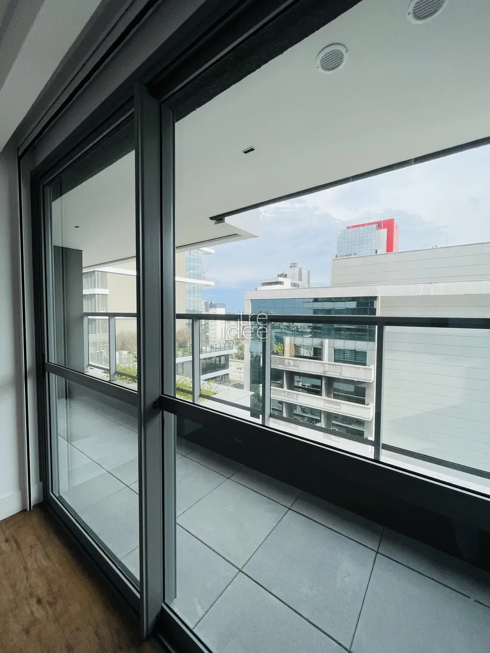 1-bedroom apartment with 50.35 m² and 1 parking space — photo 20