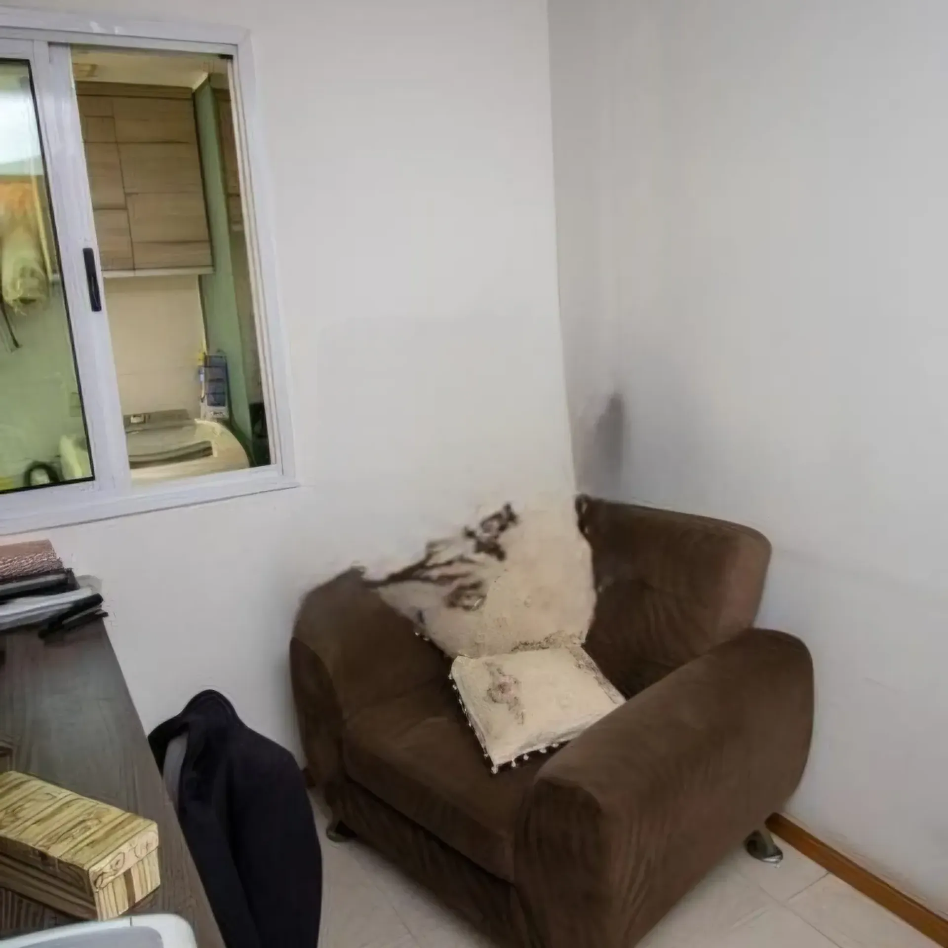 Furnished 4-bedroom apartment with a gas kitchen — photo 14