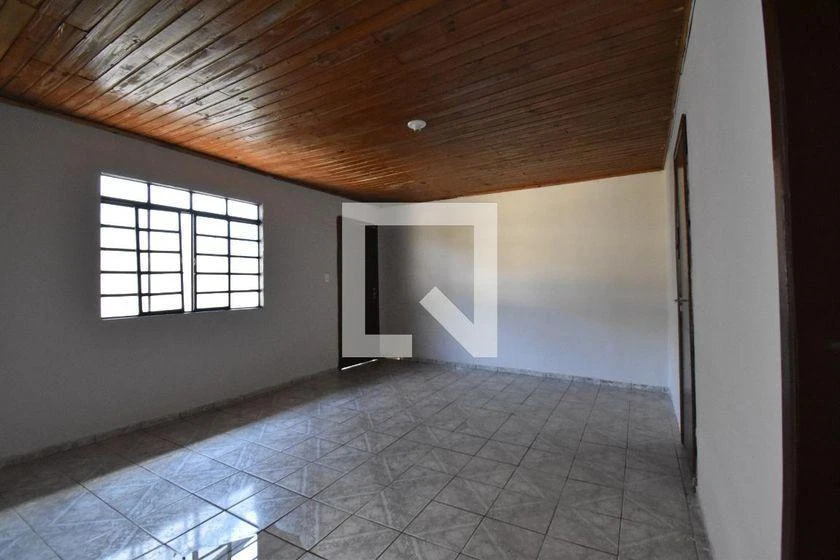 3-bedroom house with a washing machine in Curitiba — photo 8