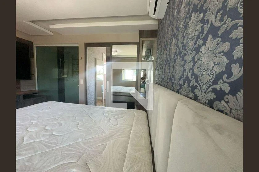 Furnished house with 3 bedrooms and an open-plan kitchen — photo 10