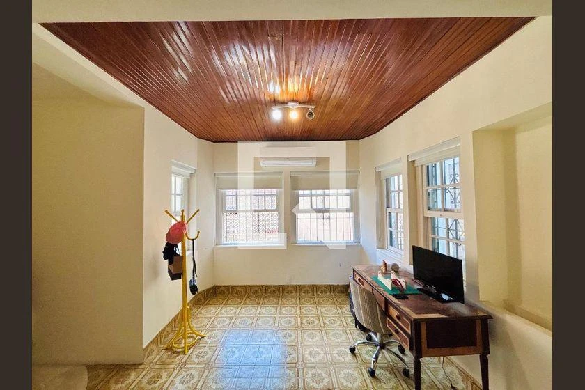 4-bedroom house with a mountain view in Rio de Janeiro — photo 16