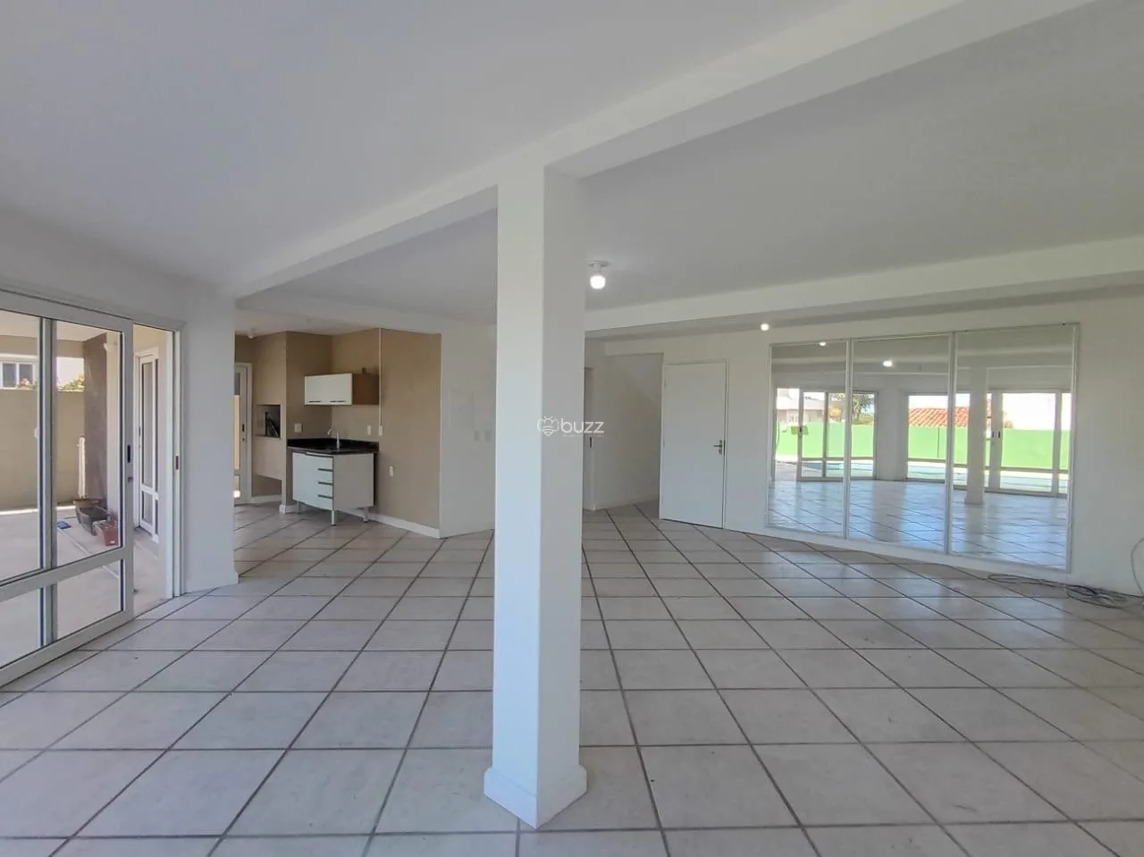 House with 4 en-suite rooms and 6 bathrooms, 301 m² — photo 8