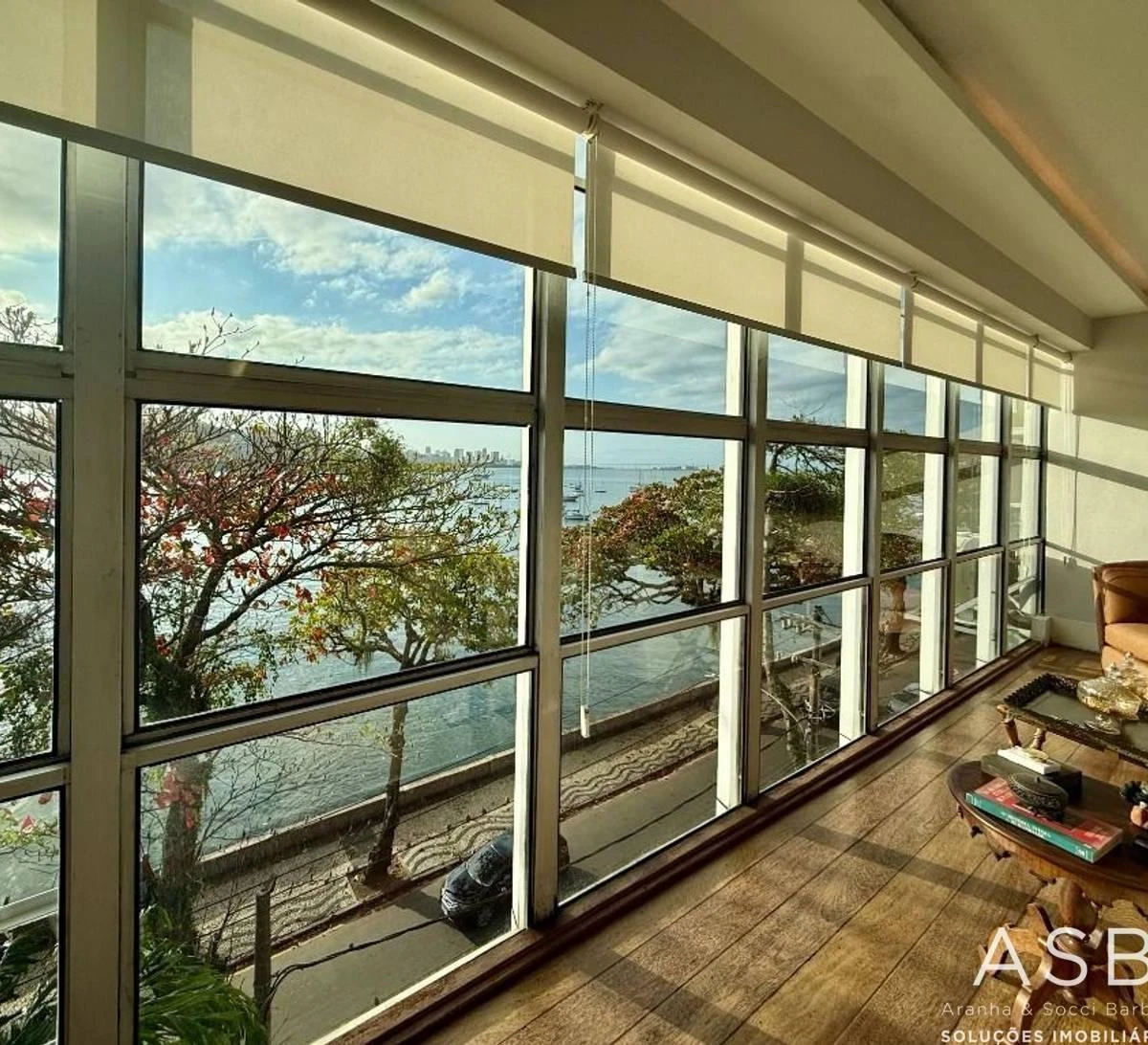 130 m² apartment with 3 bedrooms and 2 bathrooms — photo 19