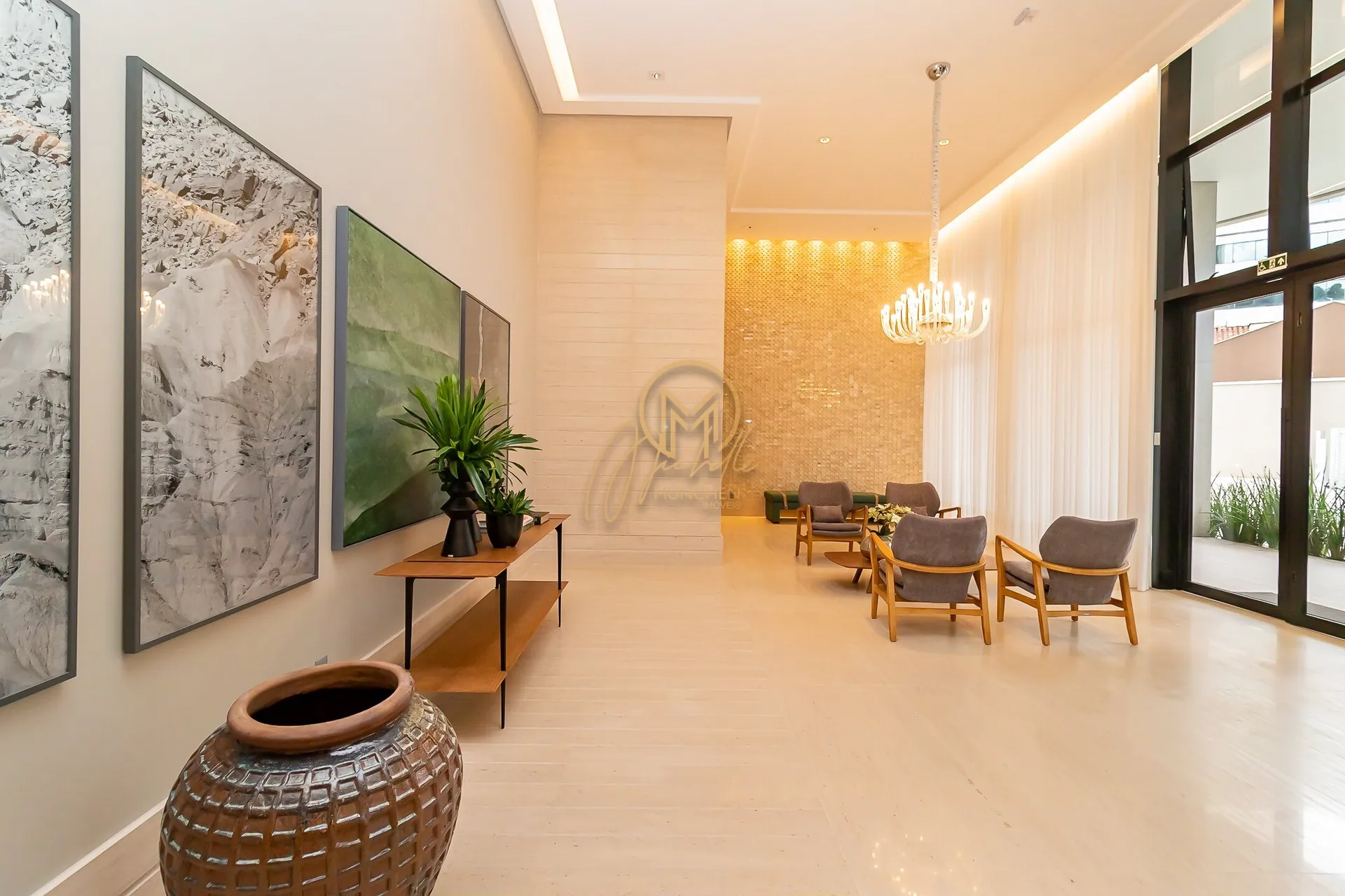 Furnished 462 m² apartment with 4 en-suite rooms — photo 150