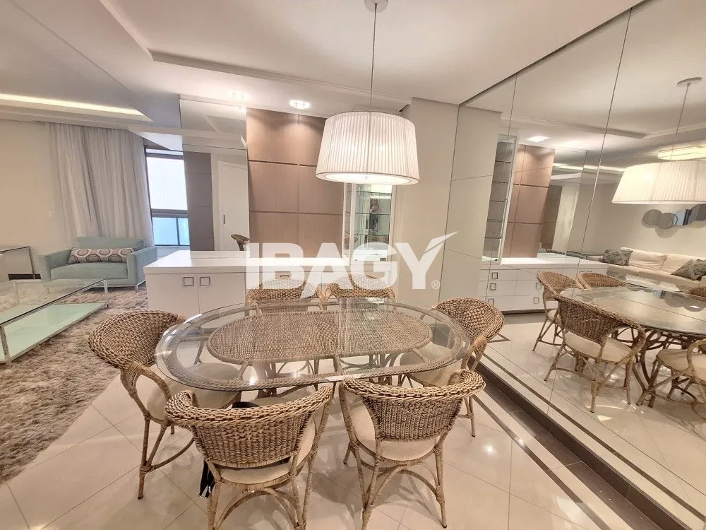 Furnished apartment with 2 en-suite bedrooms and 2 parking — photo 15