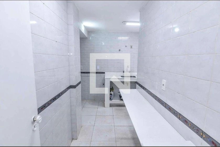 2-bedroom apartment with a mountain view in Rio de Janeiro — photo 39