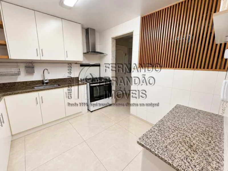 Apartamento de 170 m² com 3 quartos e varanda — photo 14