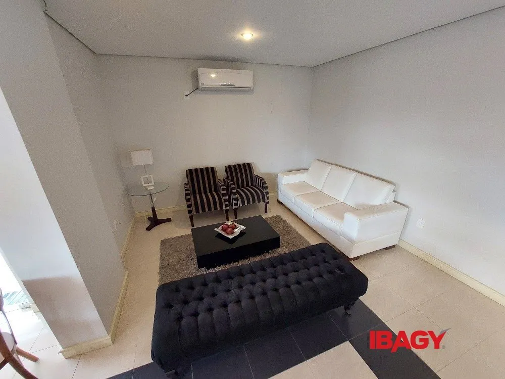 Mountain view in a 3-bedroom apartment, 90 m² — photo 15