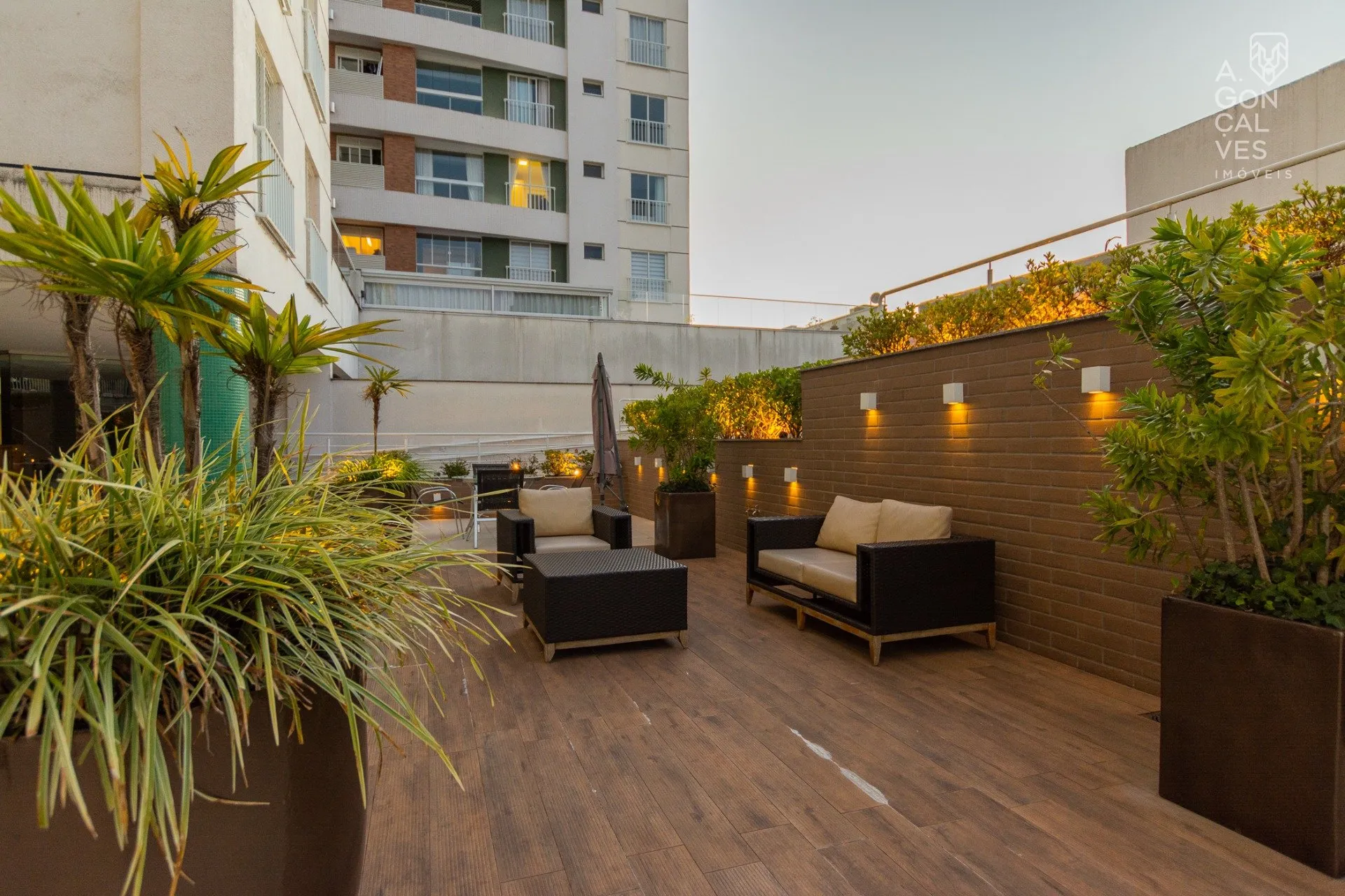 Apartamento com 2 quartos e varanda com churrasqueira — photo 32