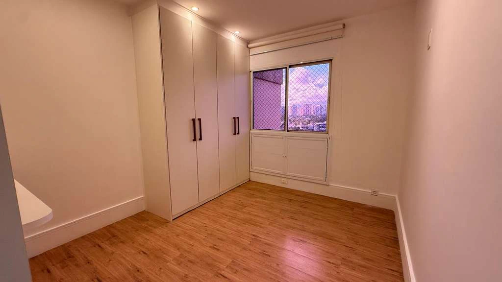 Apartment with 3 en-suites and 5 bathrooms, 149 m² — photo 5