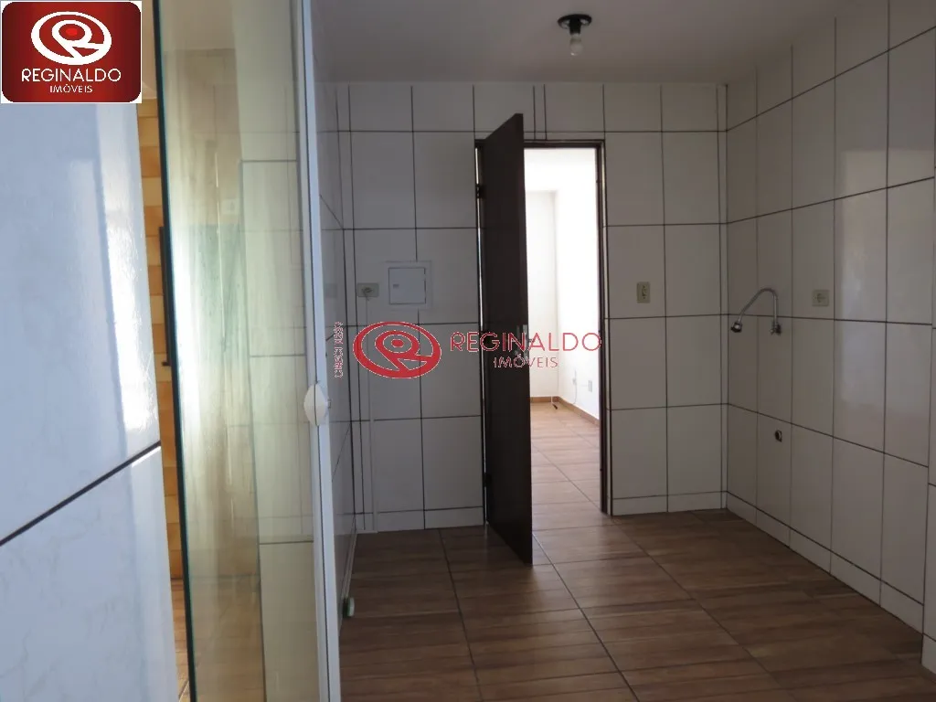 House with 2 bedrooms, 1 bath and 1 parking space — photo 20