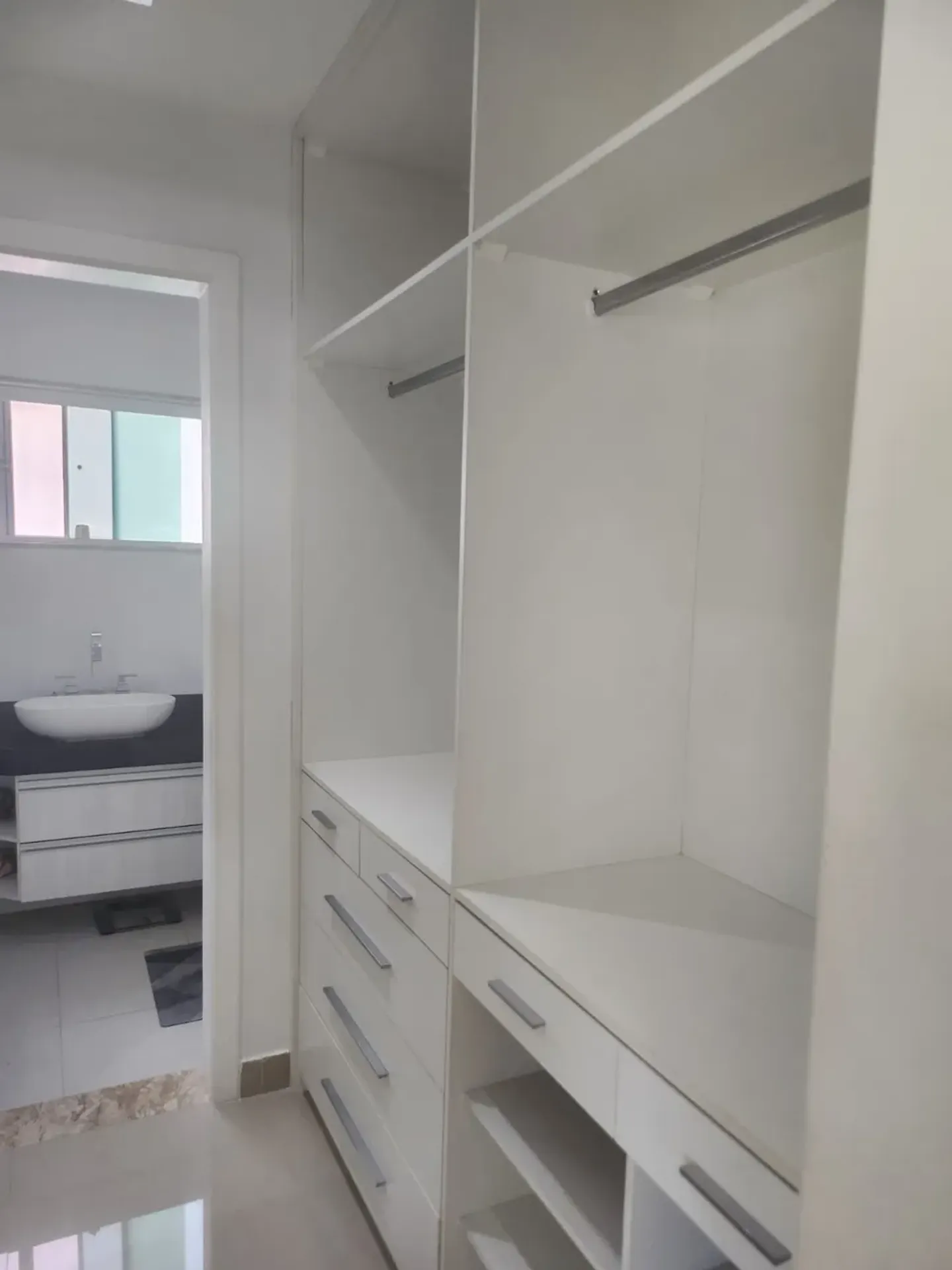 Casa mobiliada com 3 dormitórios e 2 banheiros — photo 26
