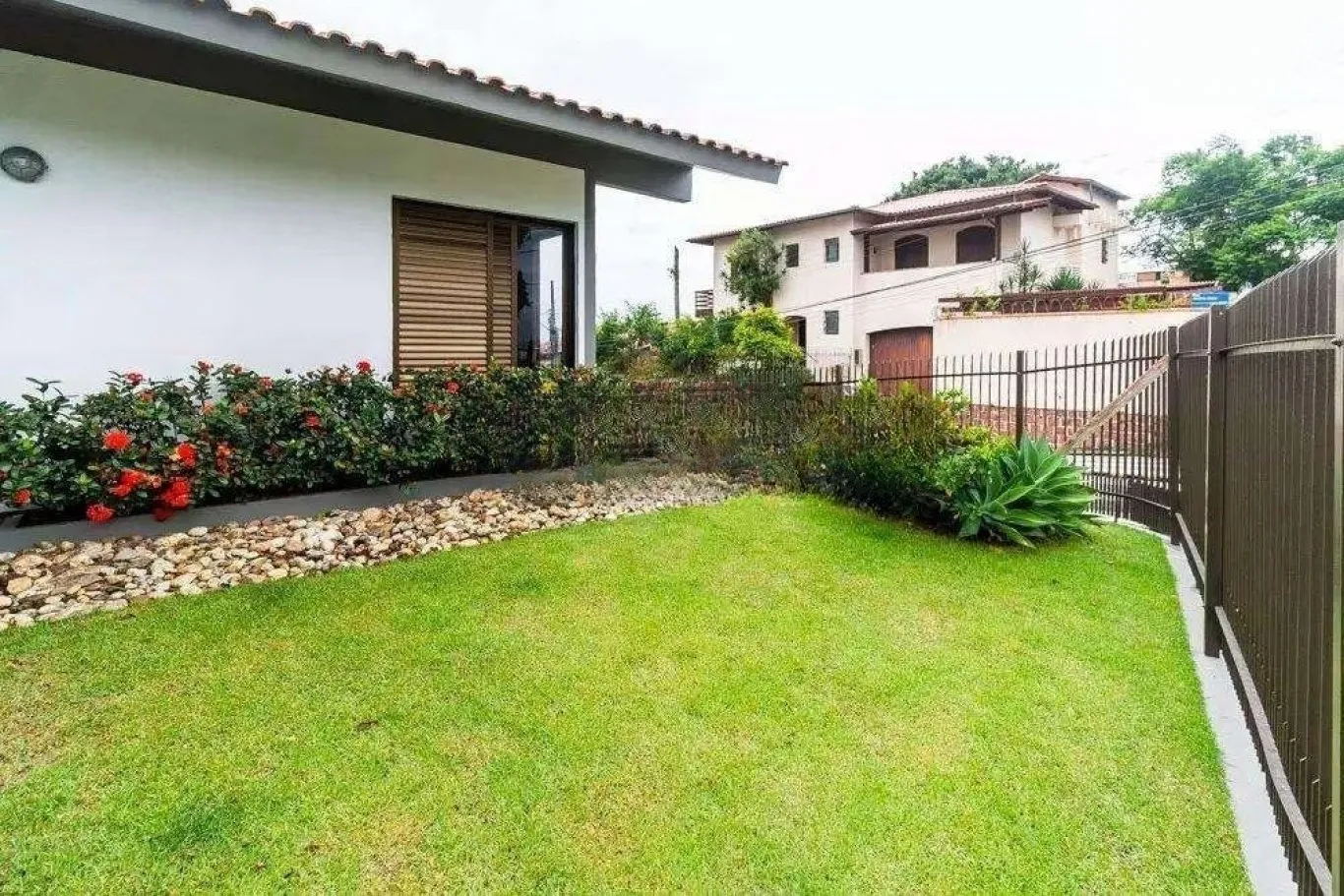 House with 4 bedrooms and a balcony in 516 m² — photo 7