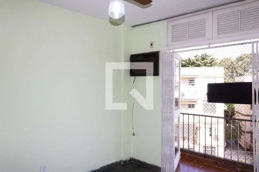 Apartamento de 2 quartos em condomínio com piscina — photo 21