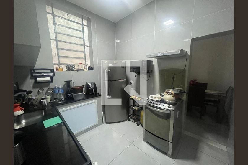 80 m² house with a walk-in closet and a home office — photo 2