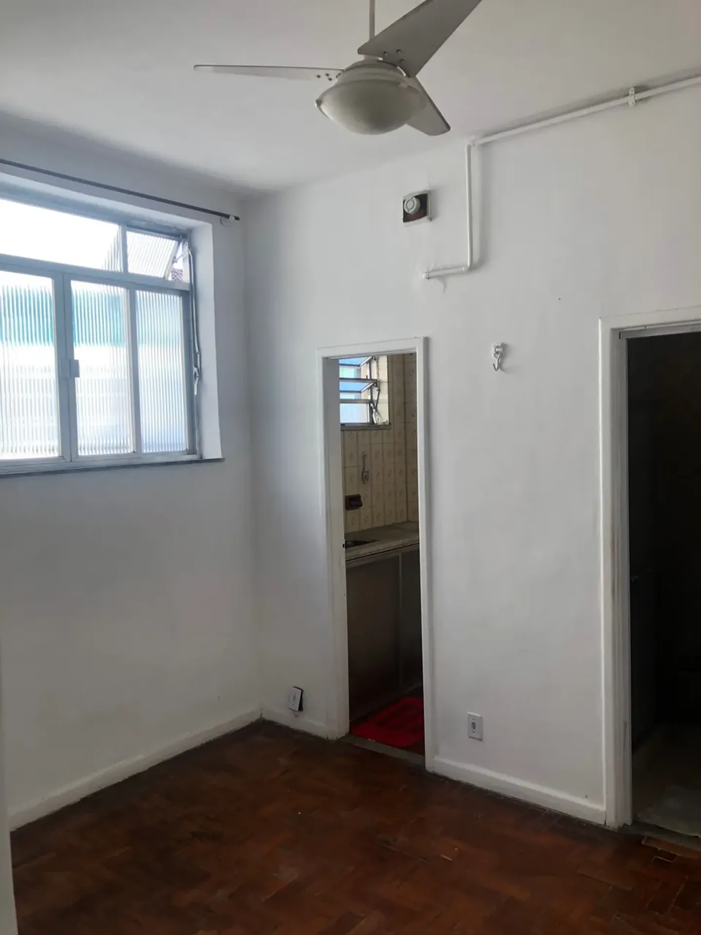 Monoambiente con piso de madera o laminado en Rio de Janeiro — photo 9