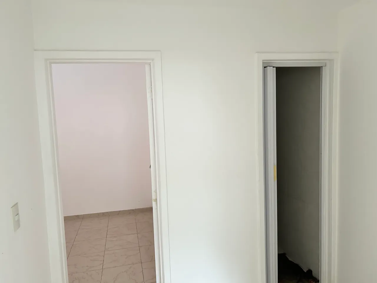1-bedroom apartment with a separate closed kitchen — photo 14