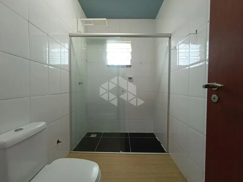 4-bedroom house with a bathtub in Florianópolis — photo 39