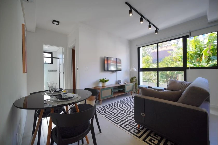 Apartamento mobiliado de 1 quarto com vista para as montanhas