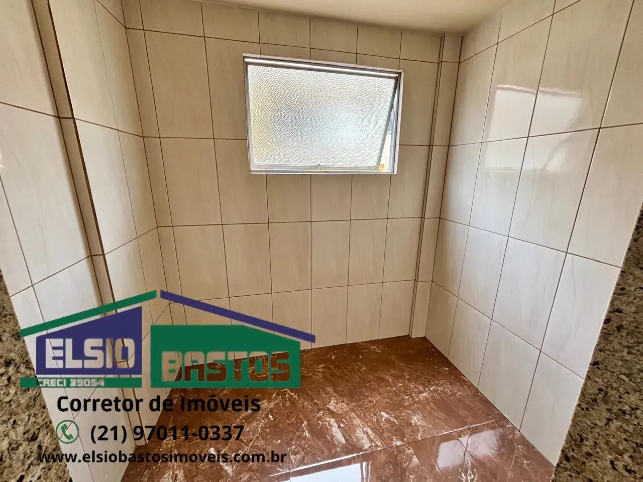 2-bedroom 2-bath apartment with a separate closed kitchen — photo 7