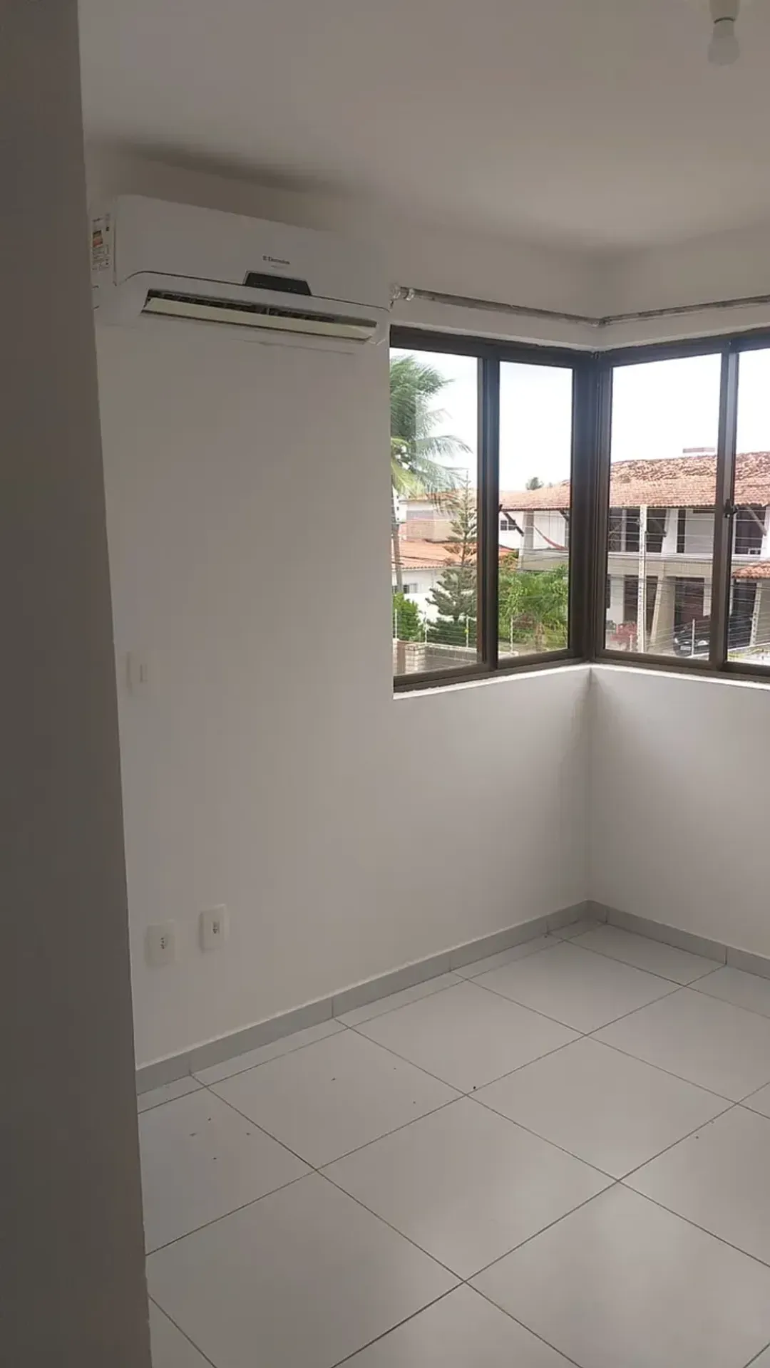 2-bedroom apartment, 1 with its own bathroom, 54 m² — photo 3