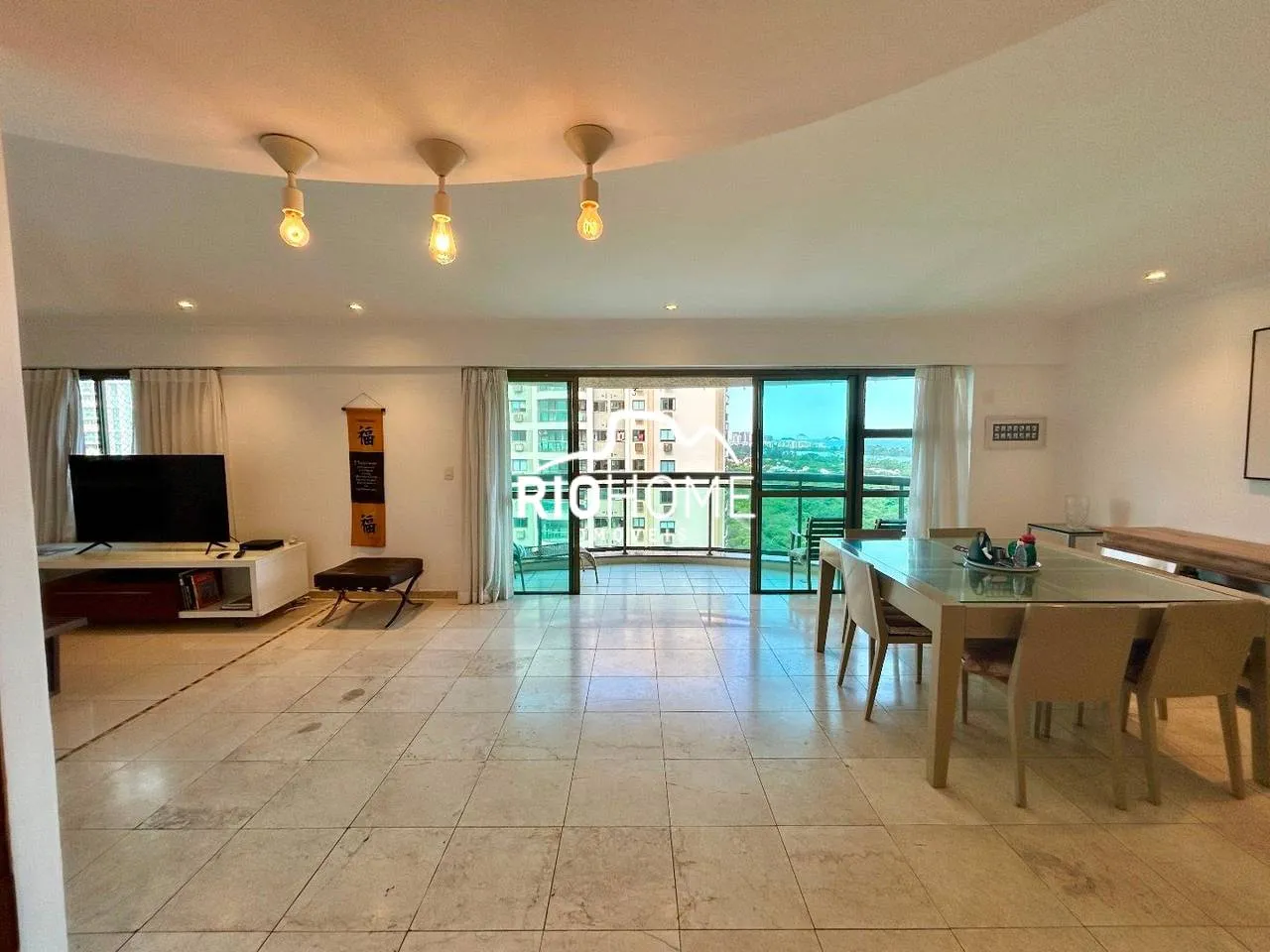 4-bedroom apartment with a water view in Rio de Janeiro — photo 7