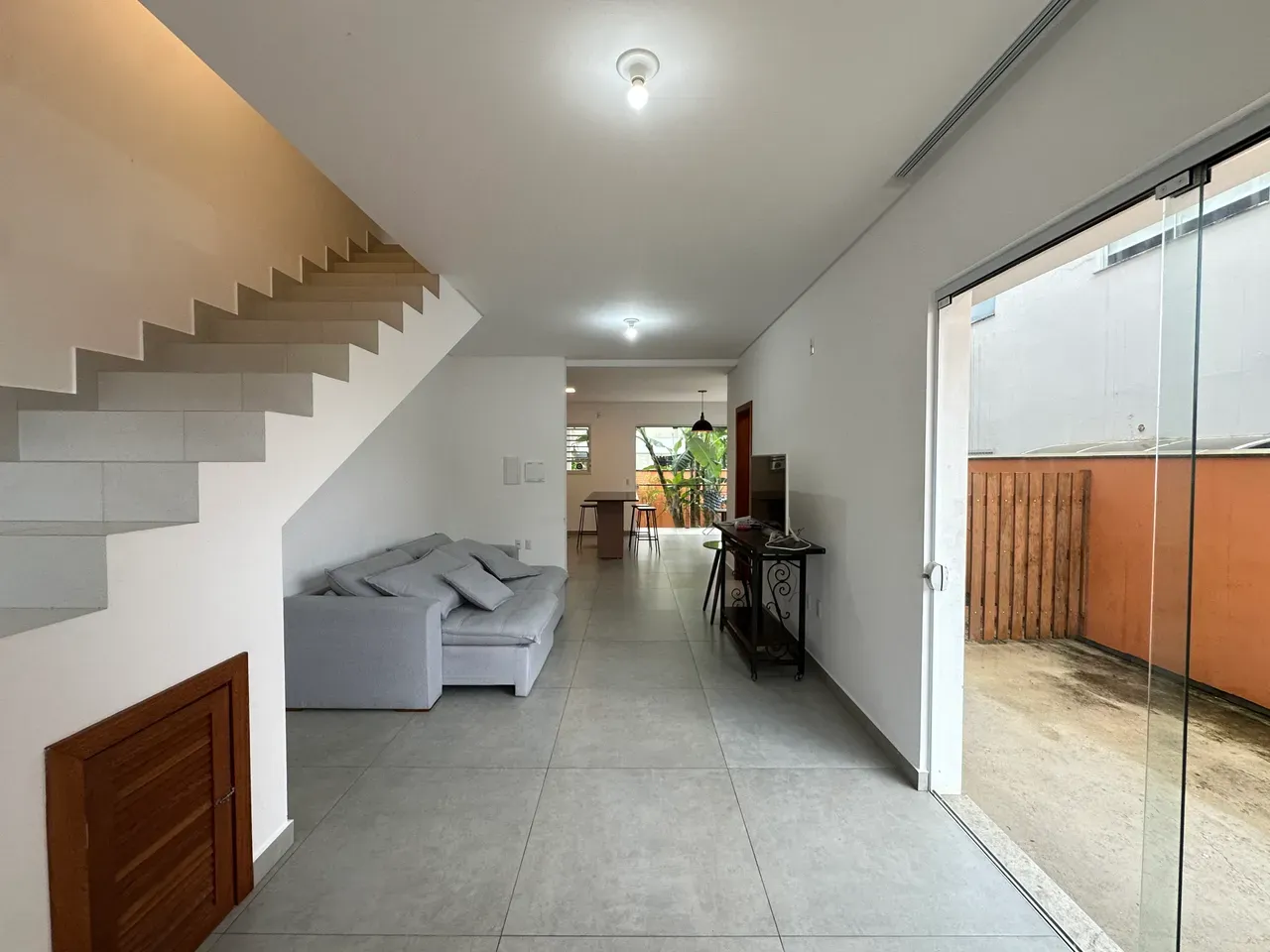 3-bedroom house with a private BBQ — photo 12