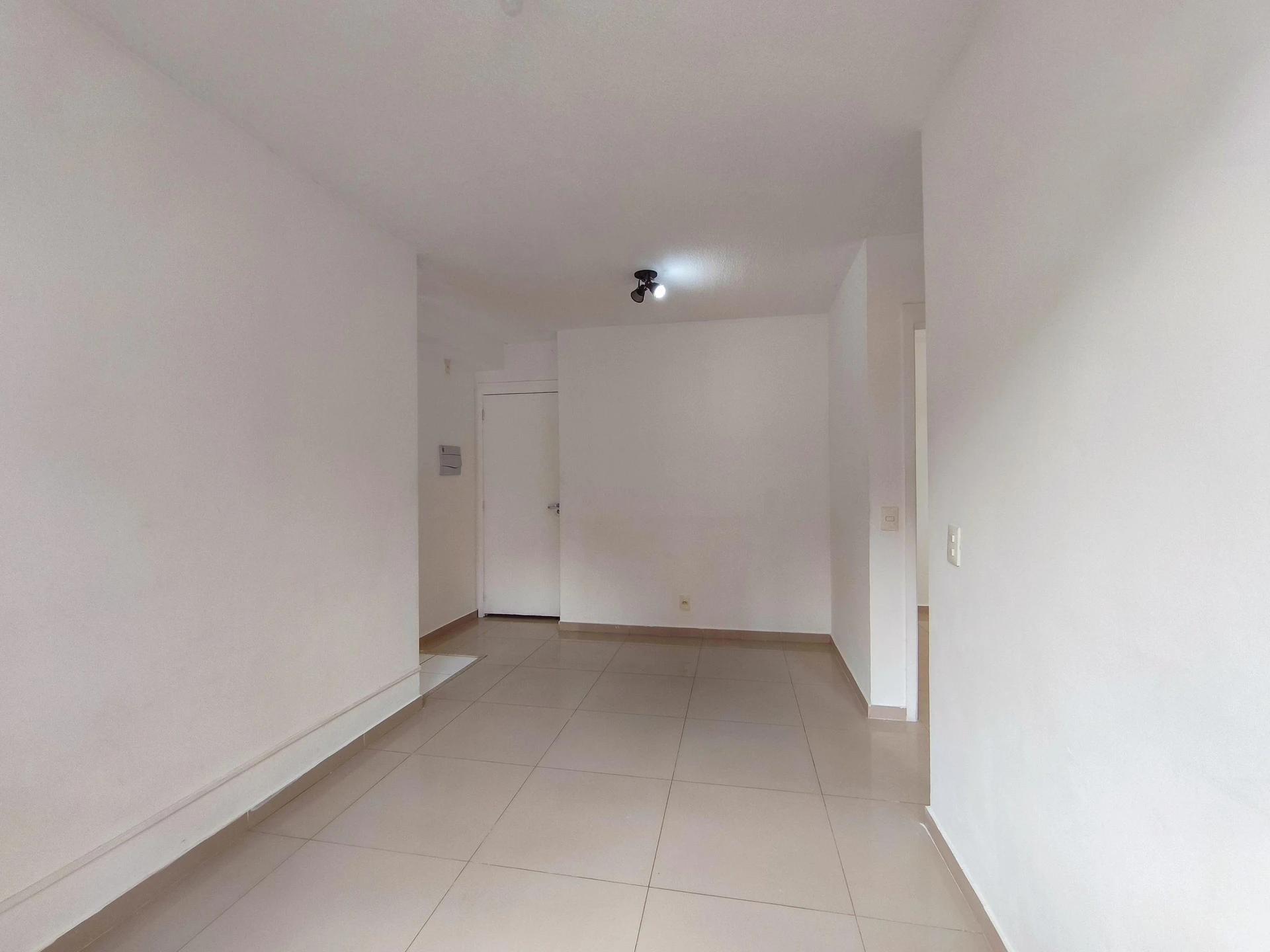 Apartamento de 2 quartos em condomínio com piscina — photo 44