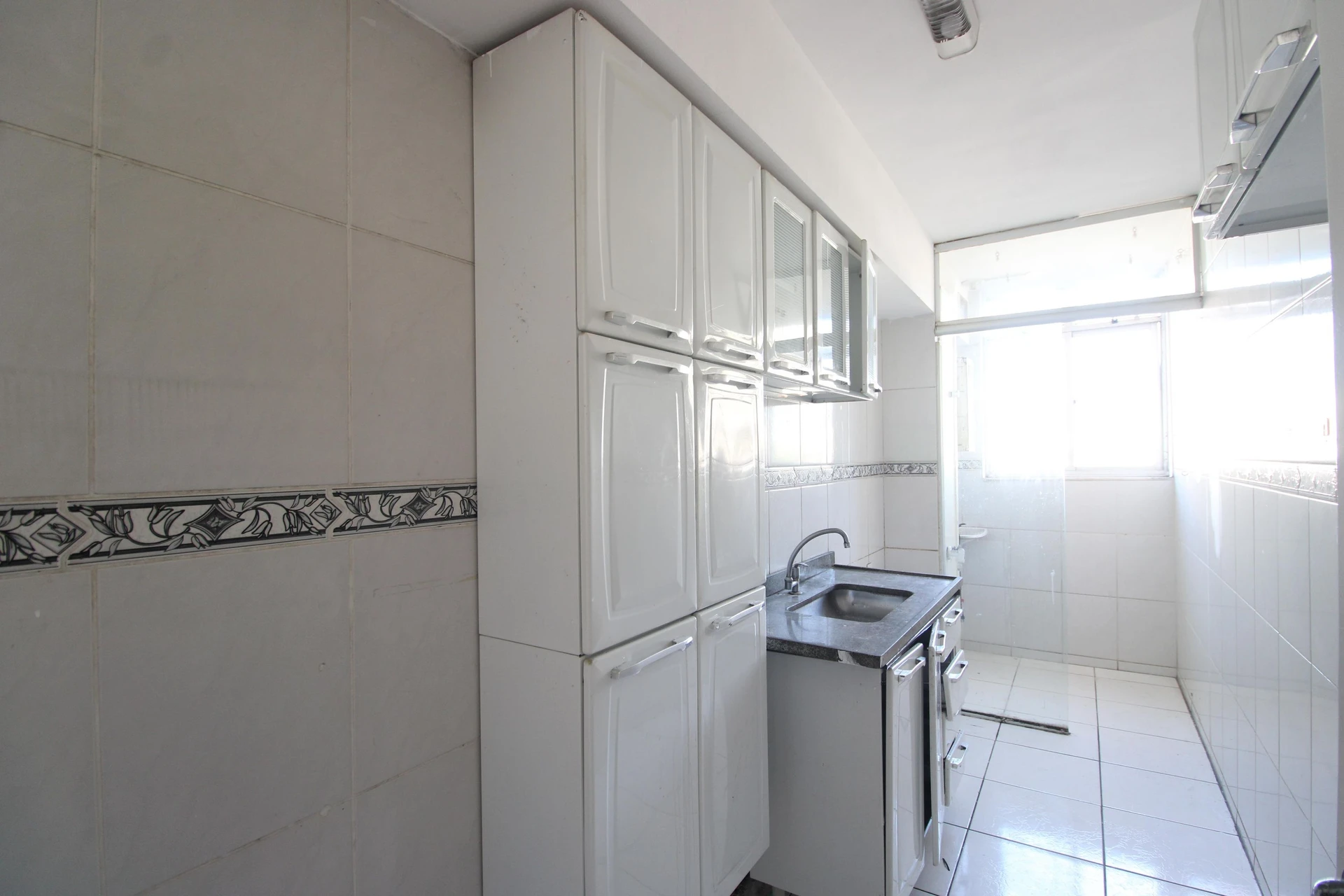 3-bedroom apartment with an en-suite and balcony — photo 12