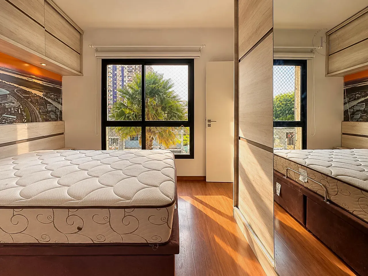 One-bedroom apartment in a building with a sauna