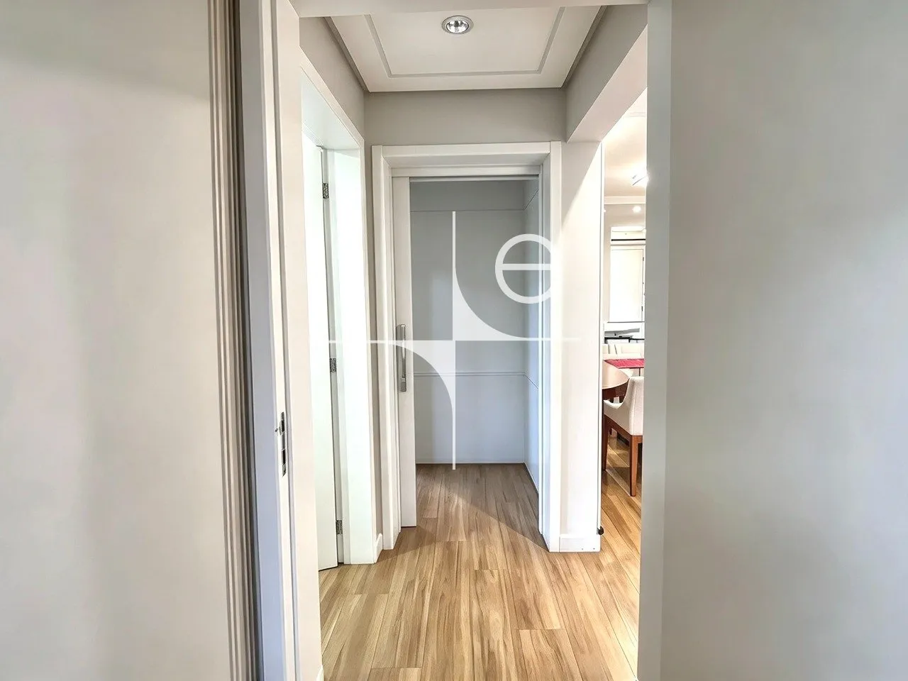 2-bedroom apartment in a building with a sauna — photo 12