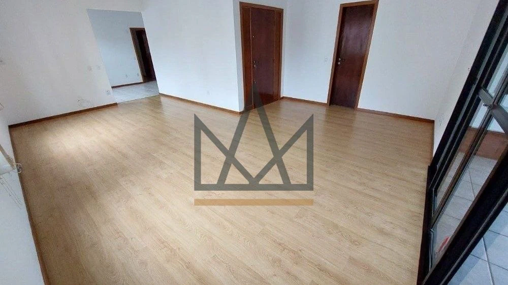 Apartamento en alquiler con 3 dormitorios y 182 m² — photo 5