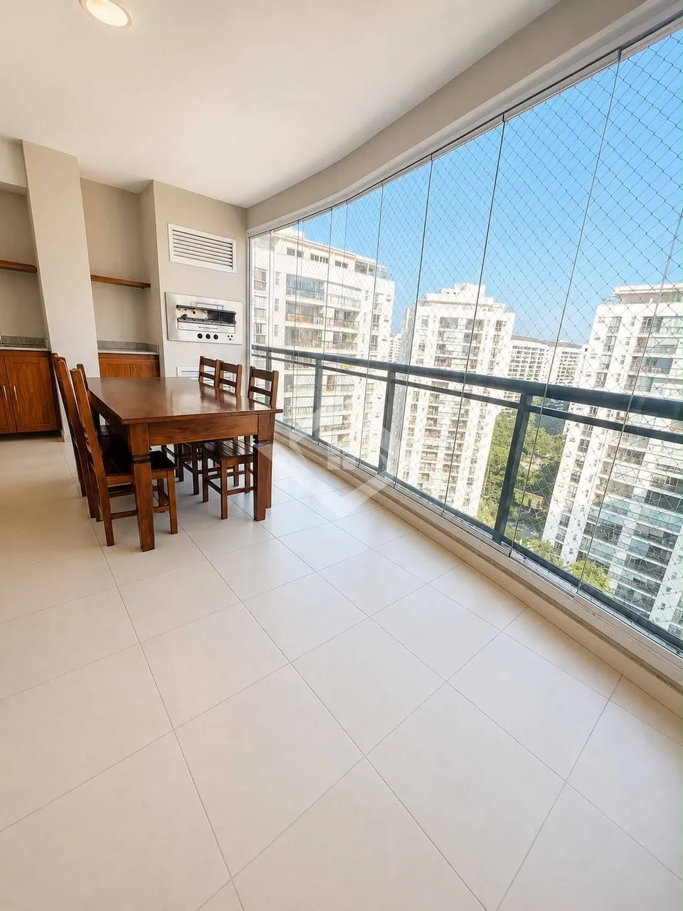 Apartment with 4 bedrooms and 5 bathrooms, 2 parking spots — photo 9