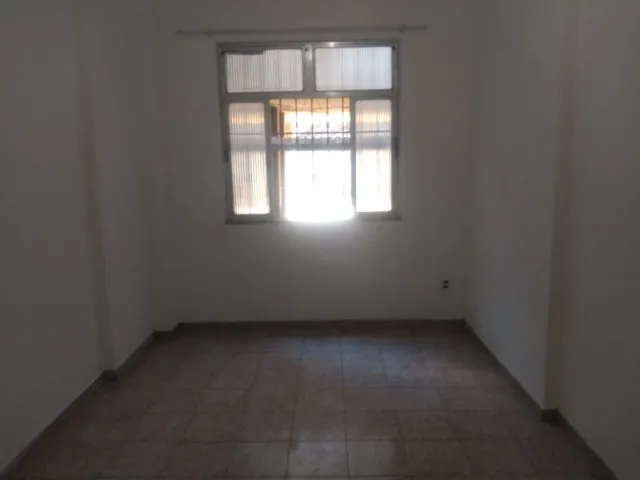 1-bedroom apartment with 1 parking space and laundry area