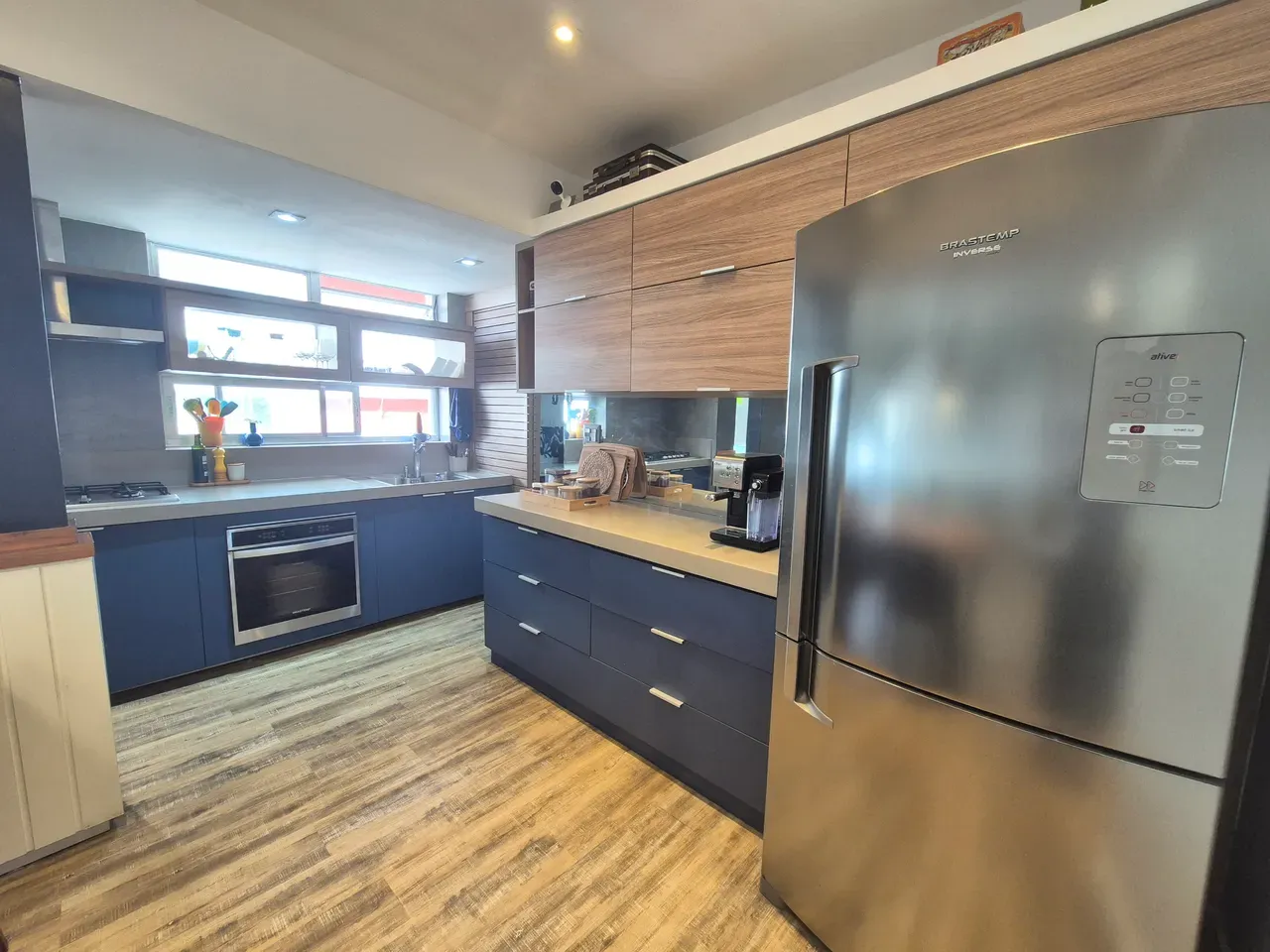 90 m² apartment with a home office and a washing machine — photo 6