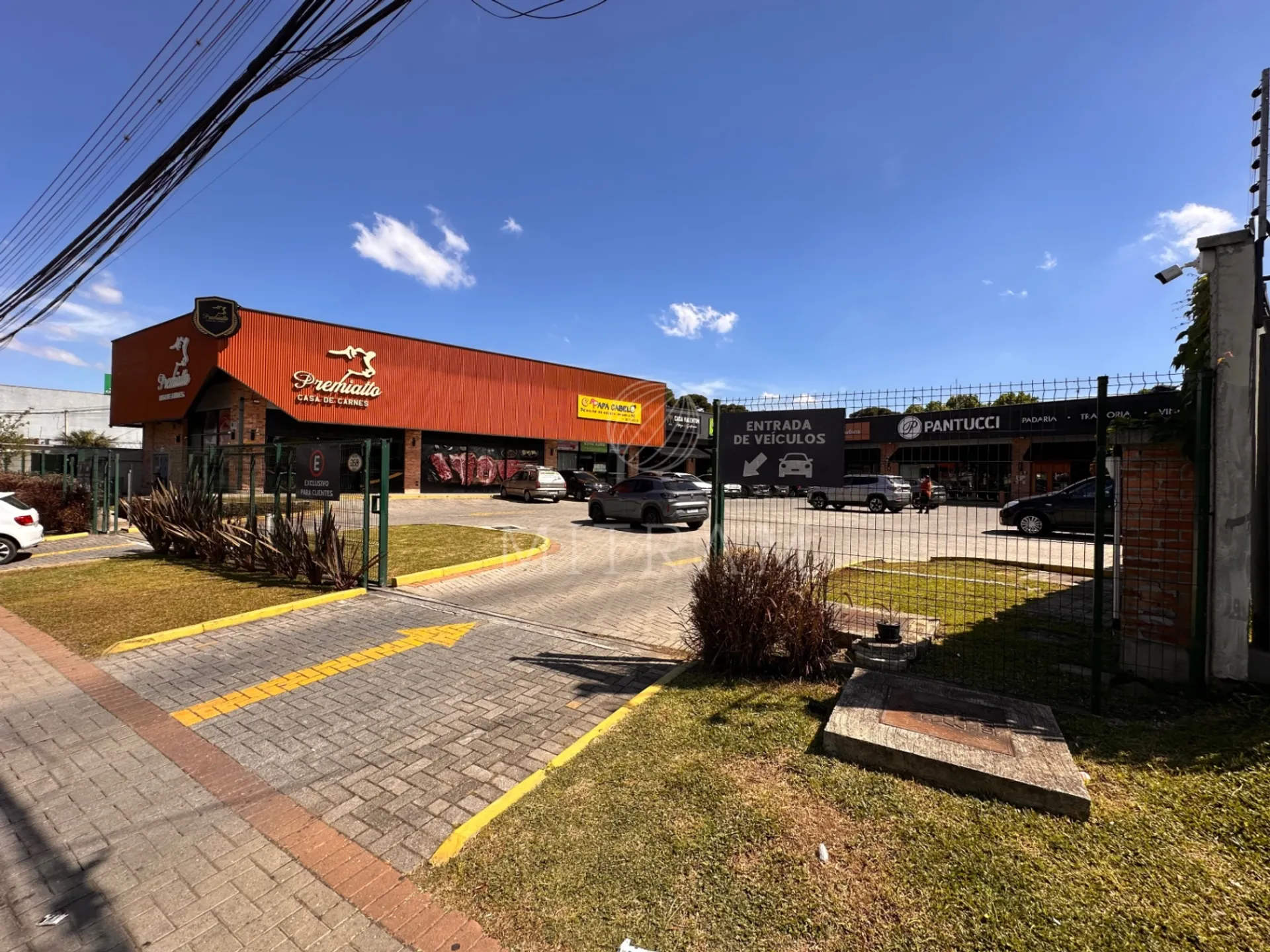 One-bedroom, 145 m² house in Curitiba