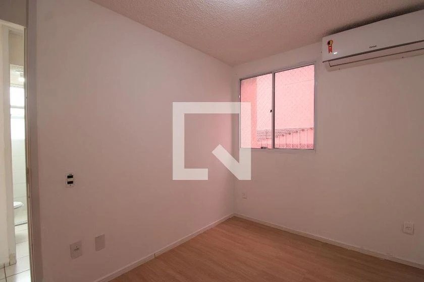 Home office in a 2-bedroom apartment, 43 m² — photo 7
