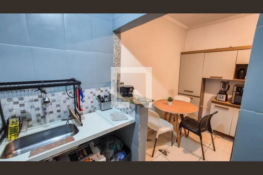 Furnished 3-bedroom, 99 m² house in Rio de Janeiro — photo 17