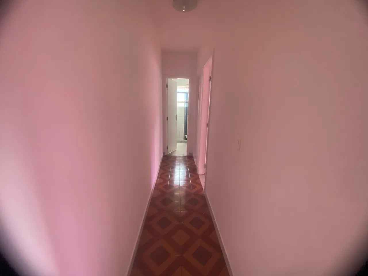 2-bedroom apartment in a building with a gym — photo 17