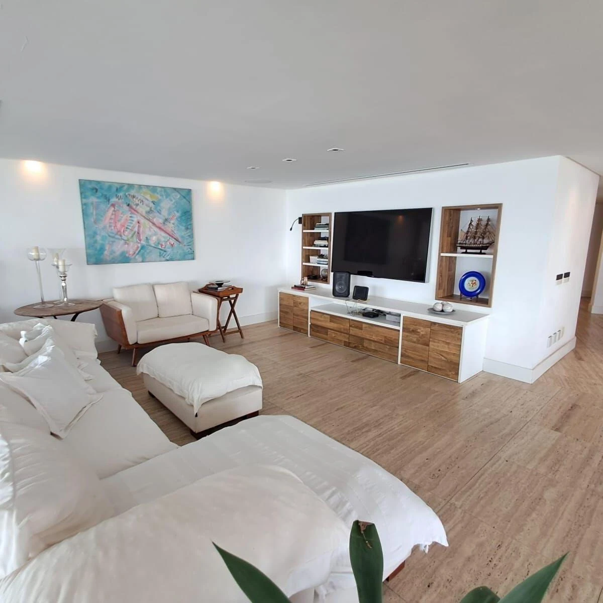 Furnished 4-bedroom house with 1450 m² and 4 parking — photo 13