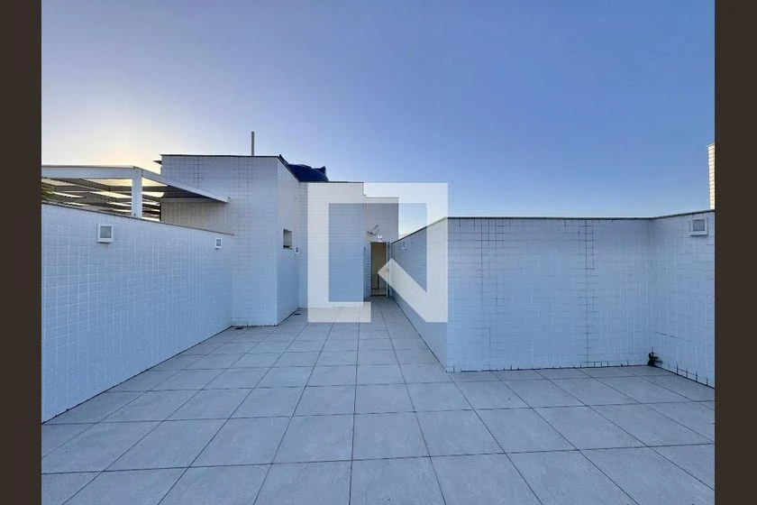 Rental penthouse with 3 en-suite bedrooms and 306 m² — photo 47