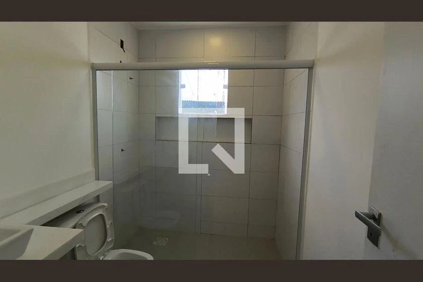 Casa com 3 quartos e 1230 m², pisos em cerâmica — photo 39