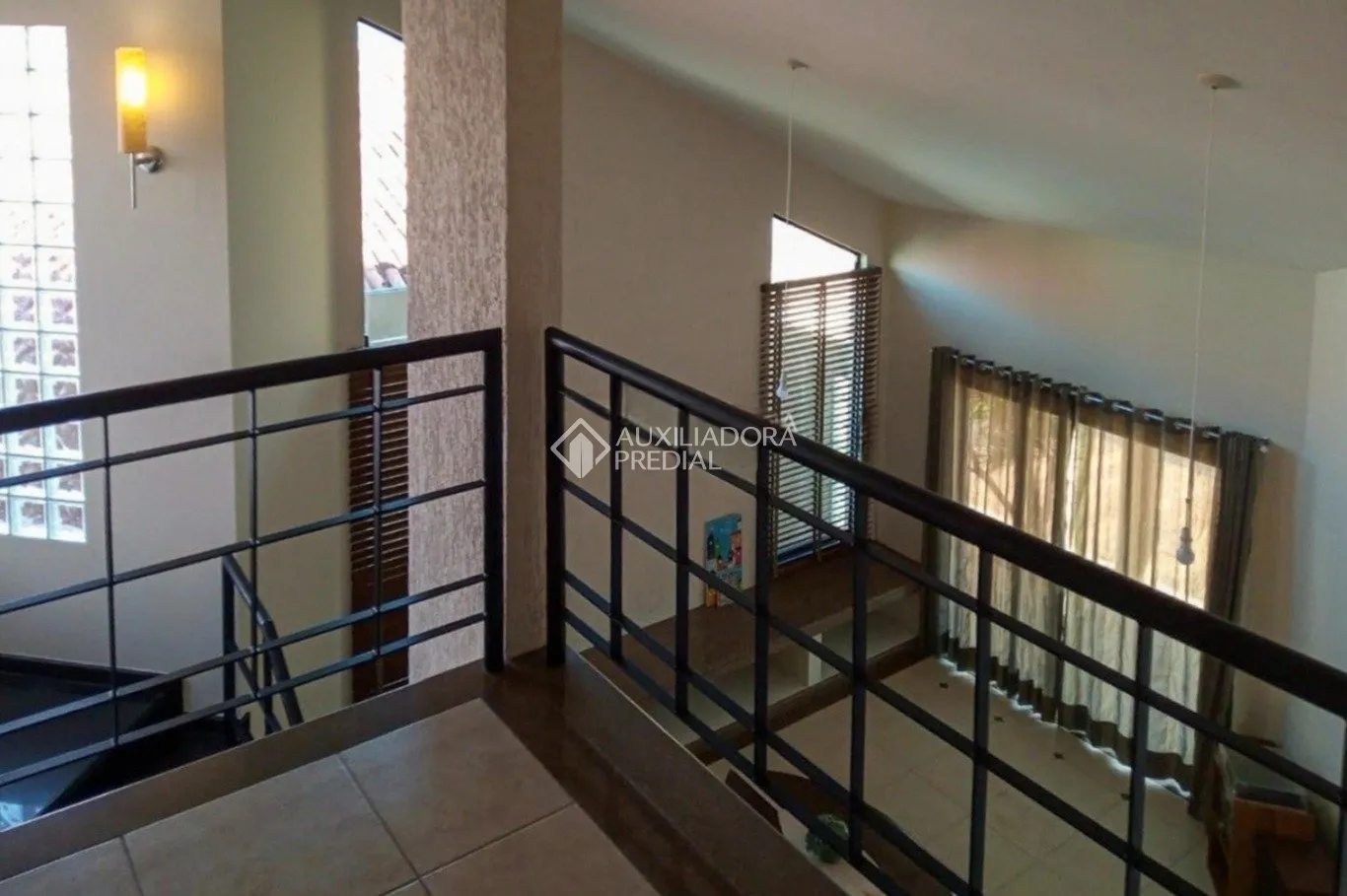 House with 3 bedrooms and 2 baths, on floor 2 — photo 31